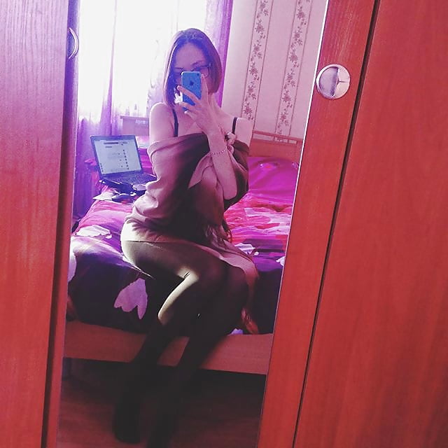 XXX teen in pantyhose 2