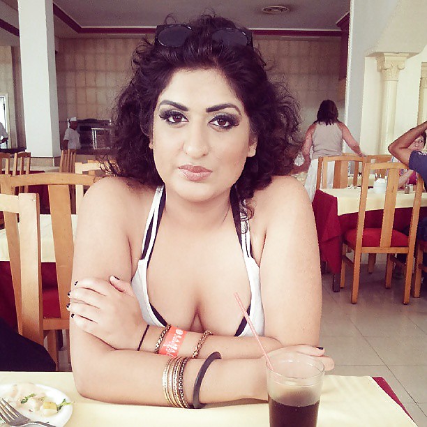 XXX HOT indian aunty for TRIBUTE.