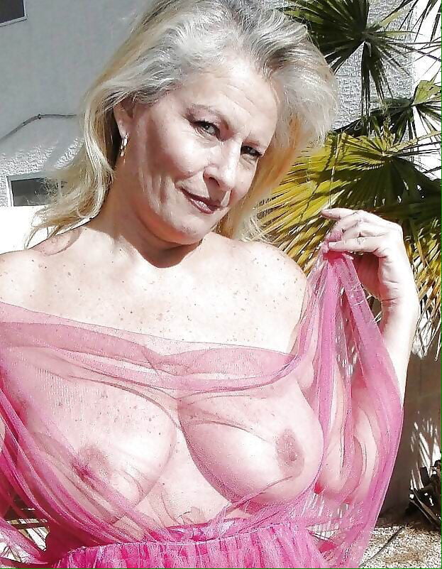 Hot grannys with nice tits, ready to fuck- 66 Photos 