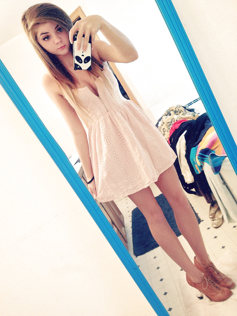 XXX Melanie x3