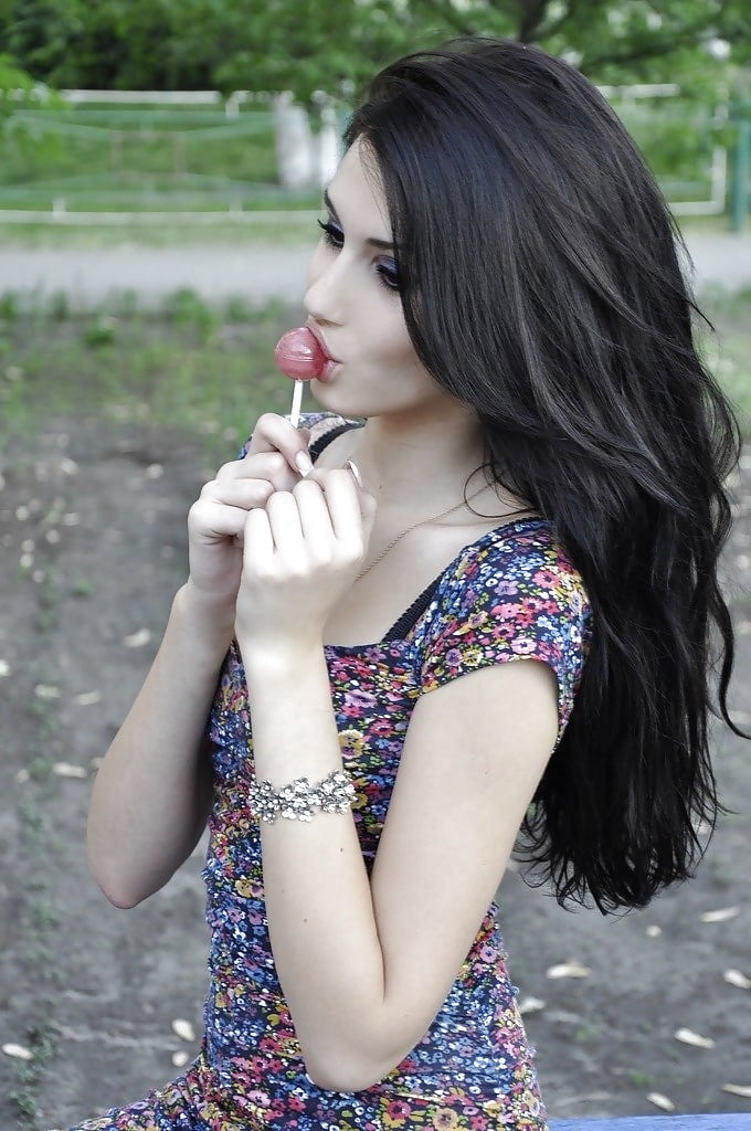 XXX (This cunt loves to suck dick)