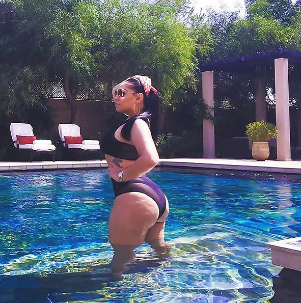 XXX Booty By The Water