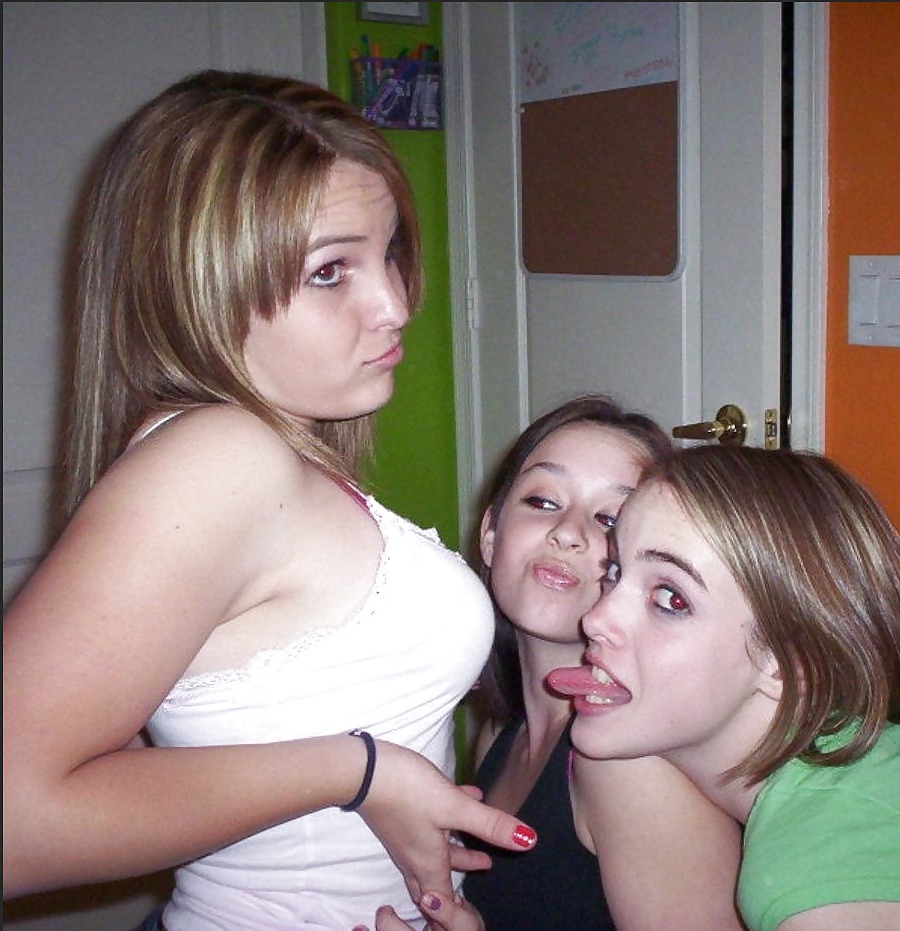 XXX more hot tongues