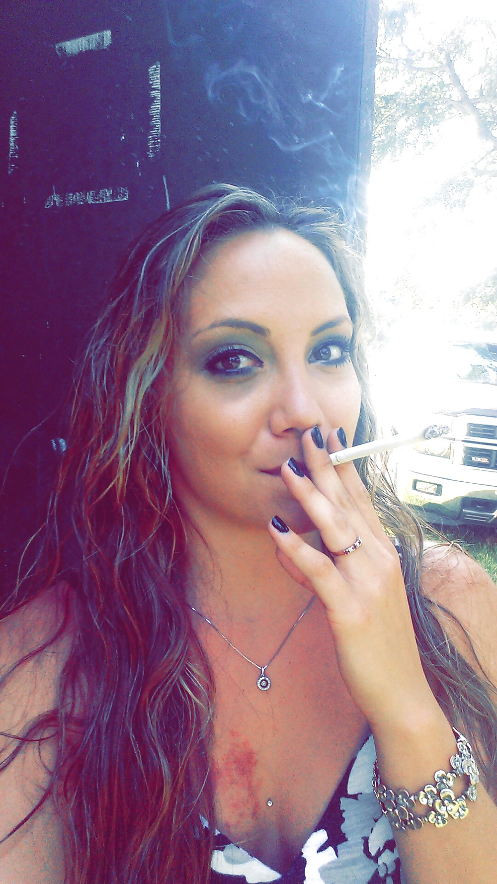 XXX Sexy Bitch Smoking VS120