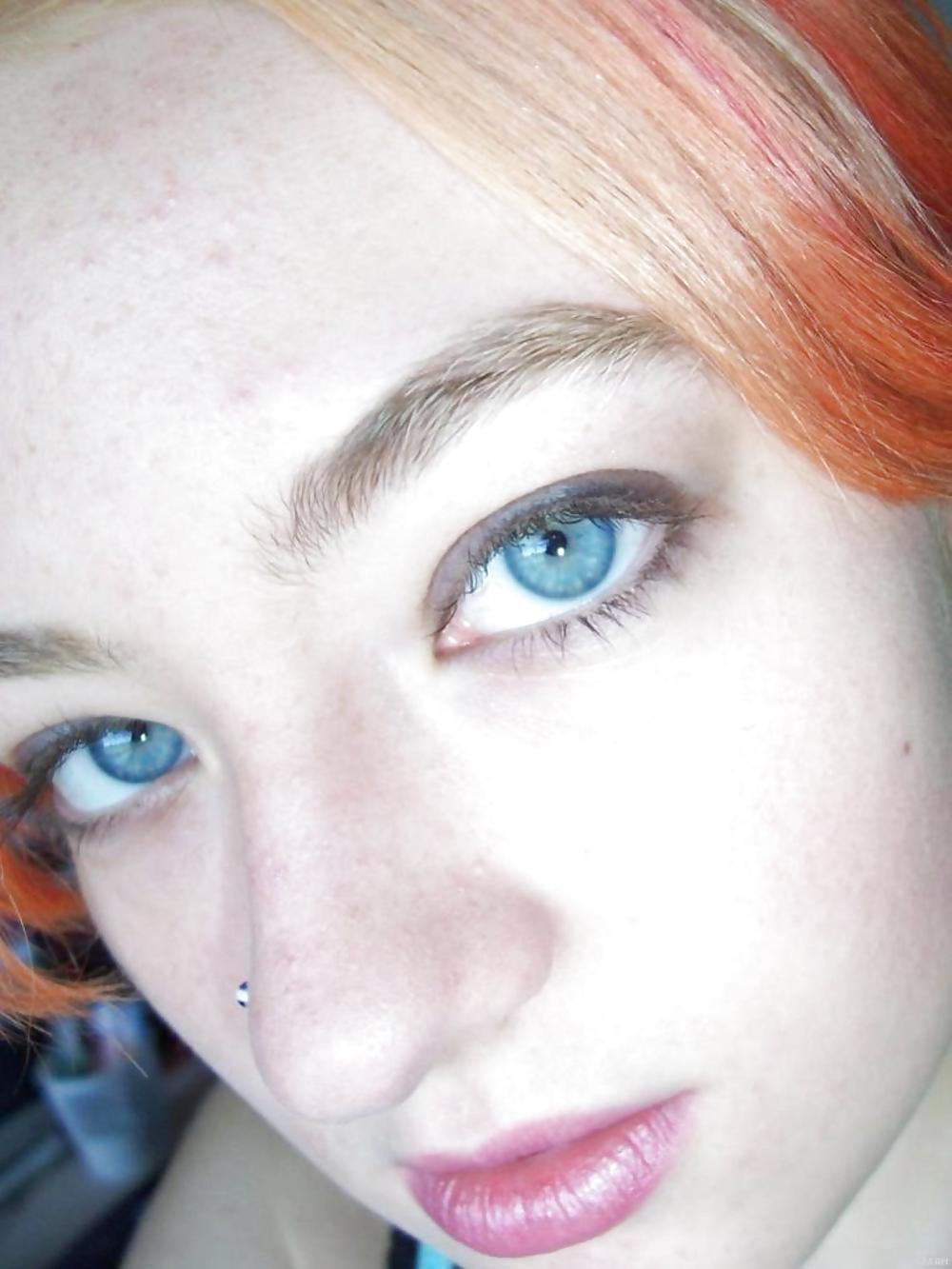 XXX Stolen Pics - Busted Emo Slut Part 1