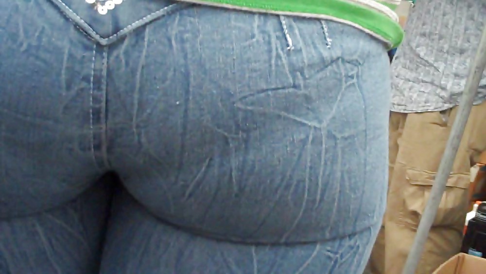 XXX Tight ass & butt in jeans outlining panties so fine
