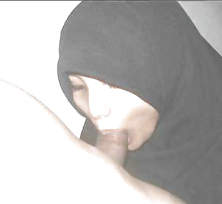 XXX Arab Hijab Amateur 2