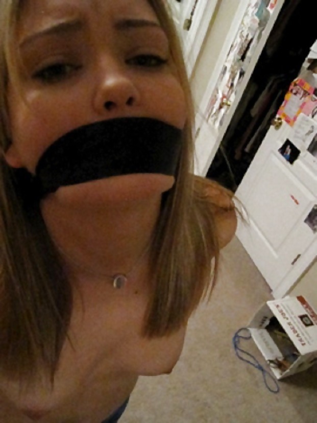 XXX Selfie Amateur Babes - vol 175!