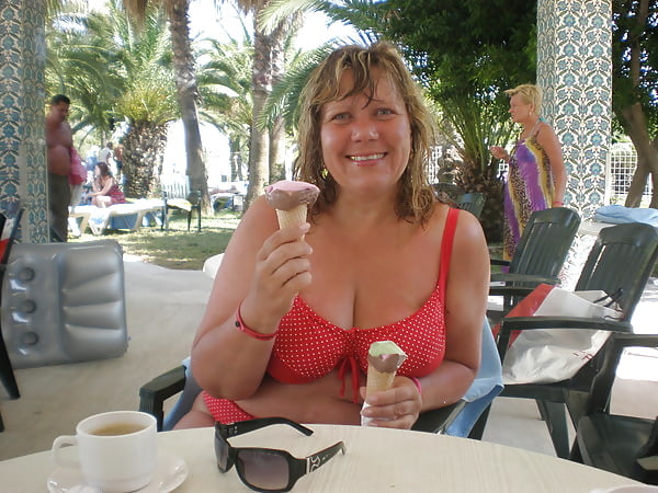 XXX Big Russian Woman (morj28)