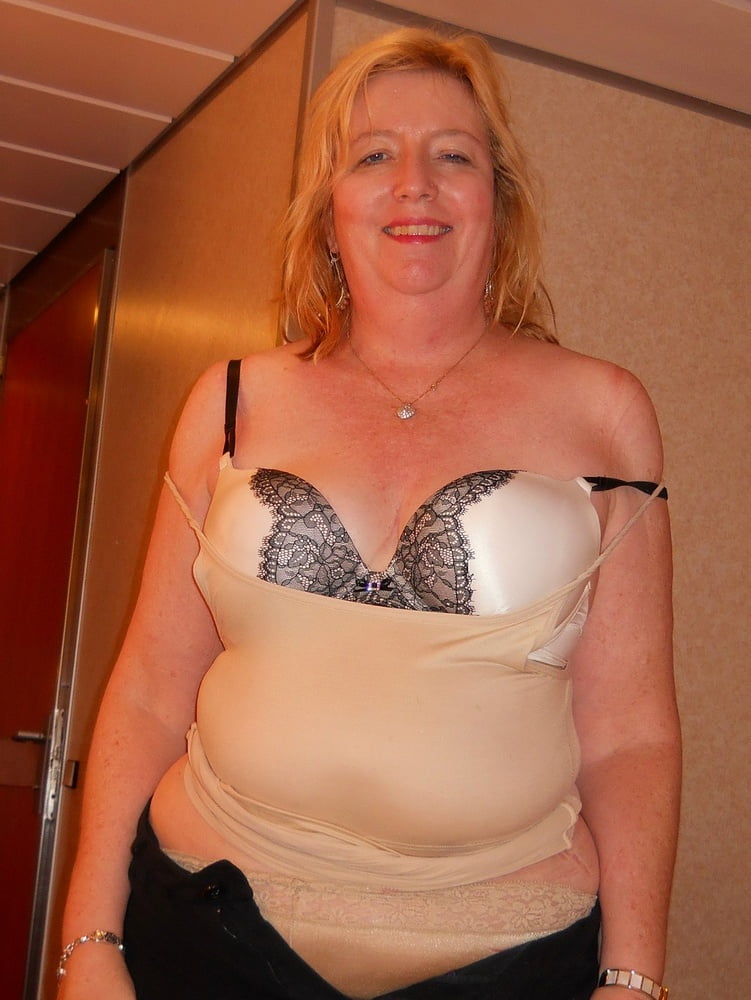 Mature Ladies Dressed But Sexy 131 - 50 Photos 