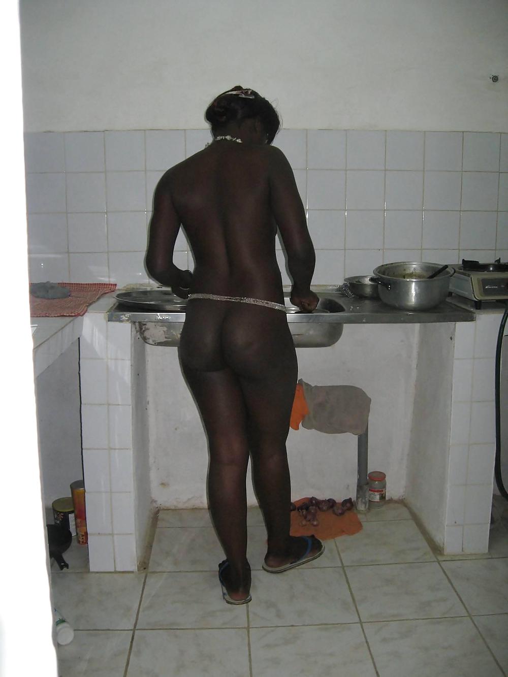 XXX UNSCHULSDSBLONDIE LIEBT BLACK GIRLS 091