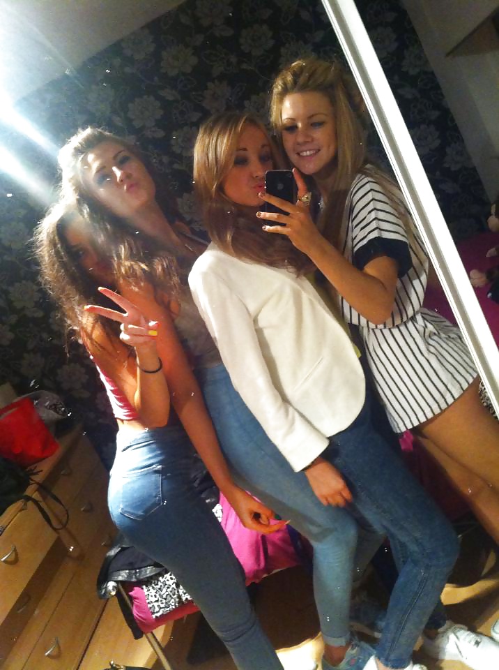XXX Hot Facebook Teenagers