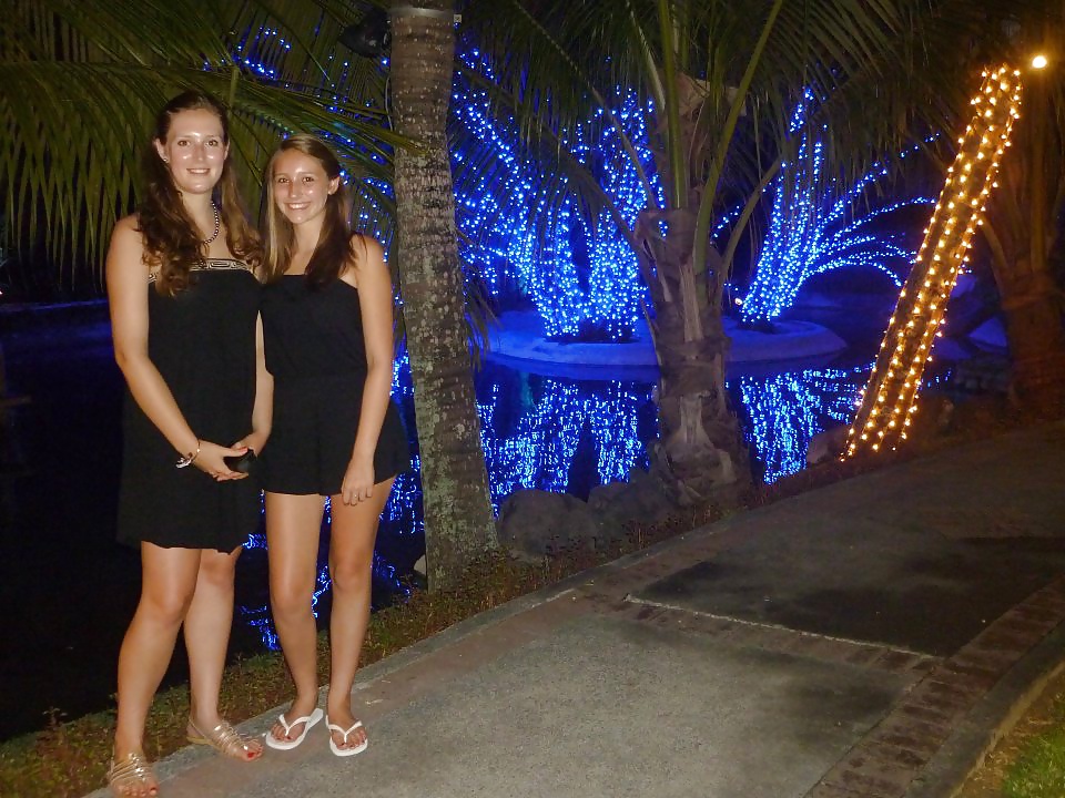 XXX Alienor & Her Friends