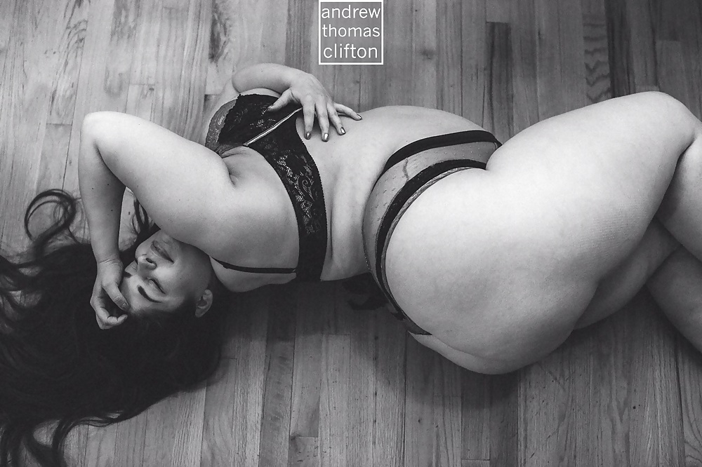 XXX Big Bellies Boobs Asses and Women 1
