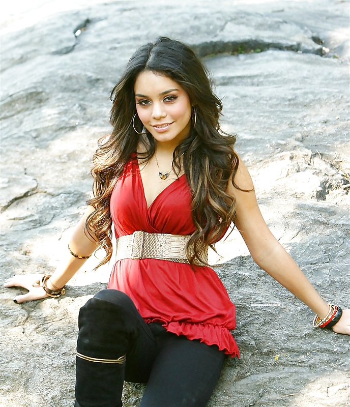 XXX Vanessa Hudgens mega collection