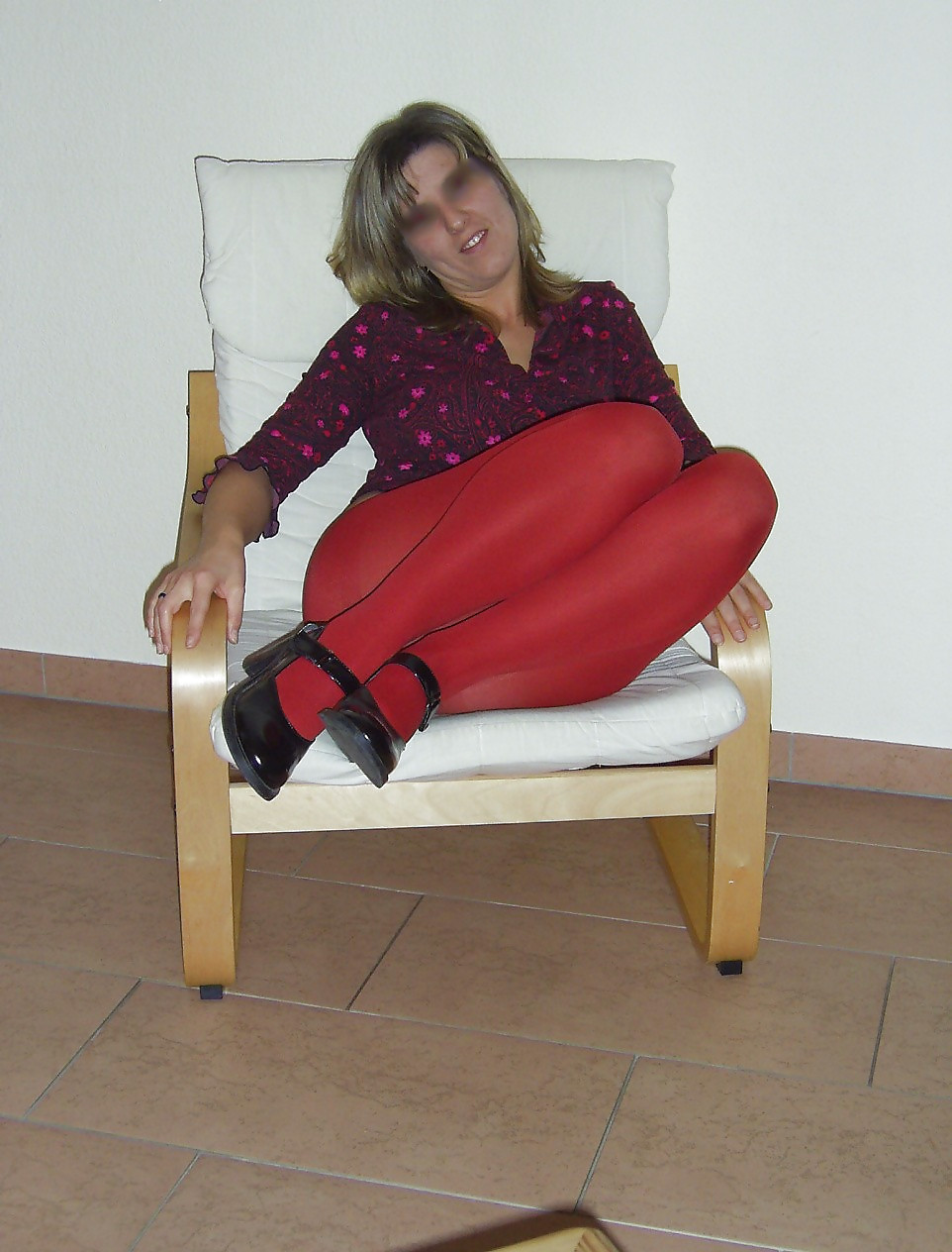 XXX SmutDates Username OralWife77