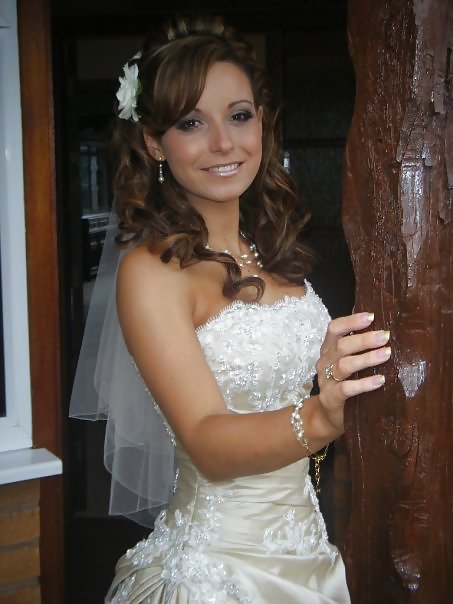 XXX Lot's asked me to post Roxanne's wedding pics. Have fun so