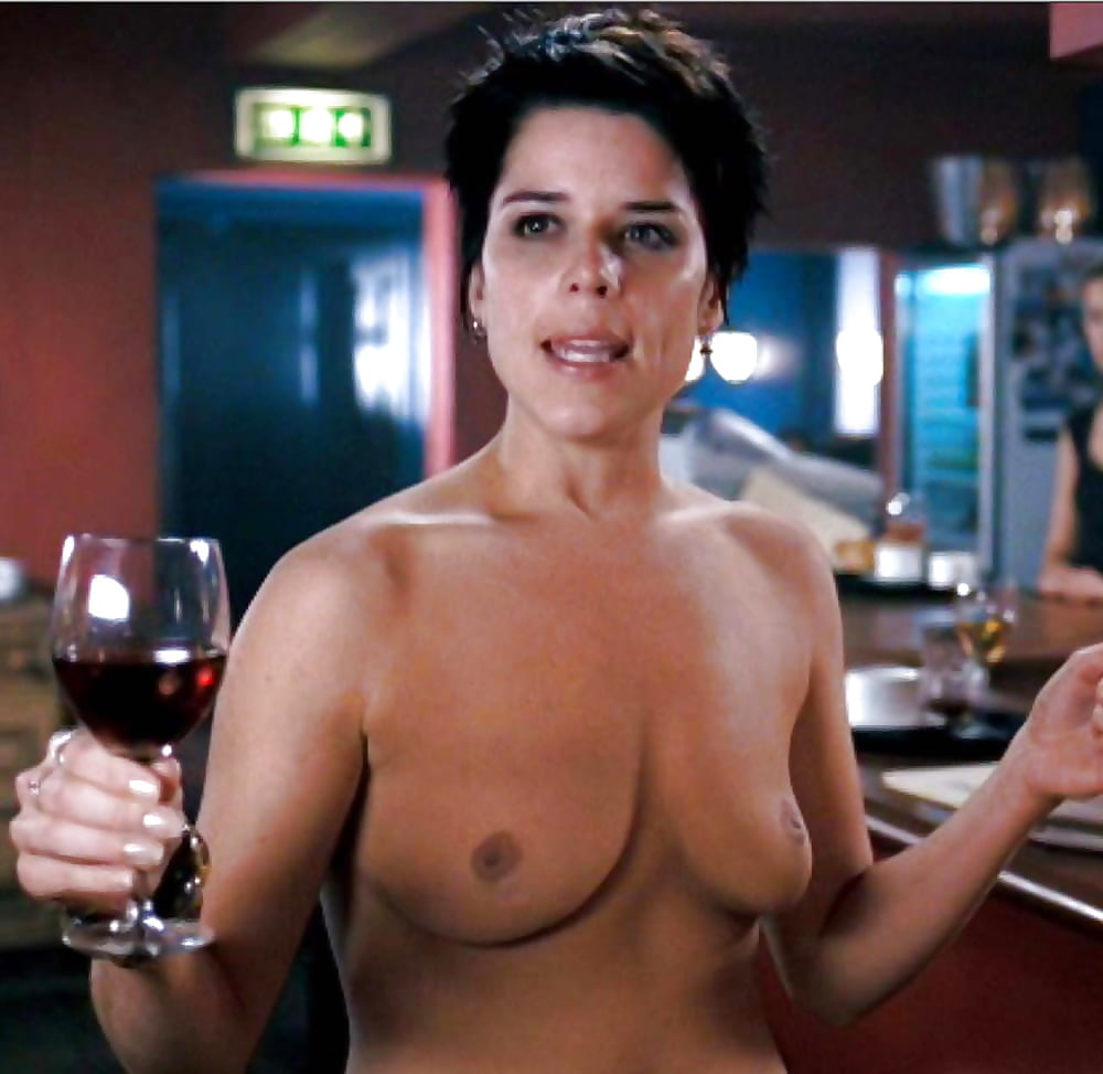 Neve campbell nude video