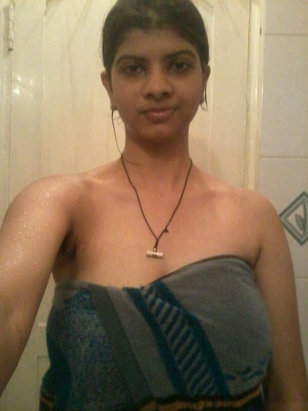 Indian Desi Wife Has Incredible Boobs 126 Pics Xhamster