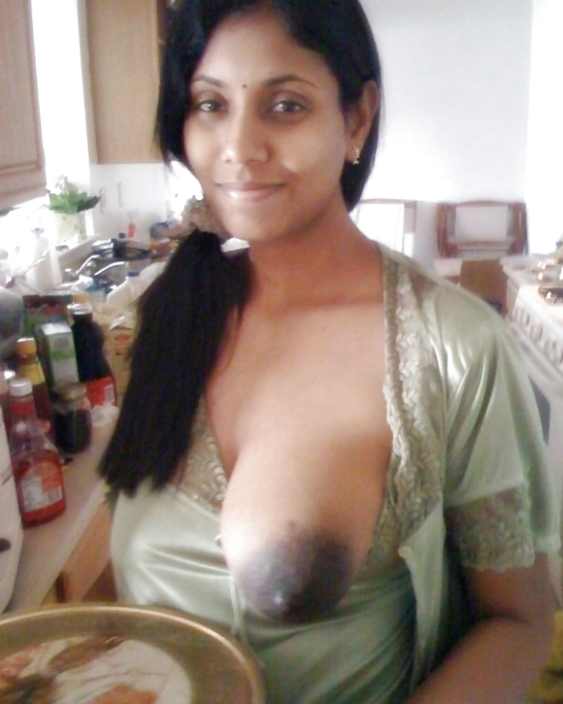 Indian aunty saggy boobs