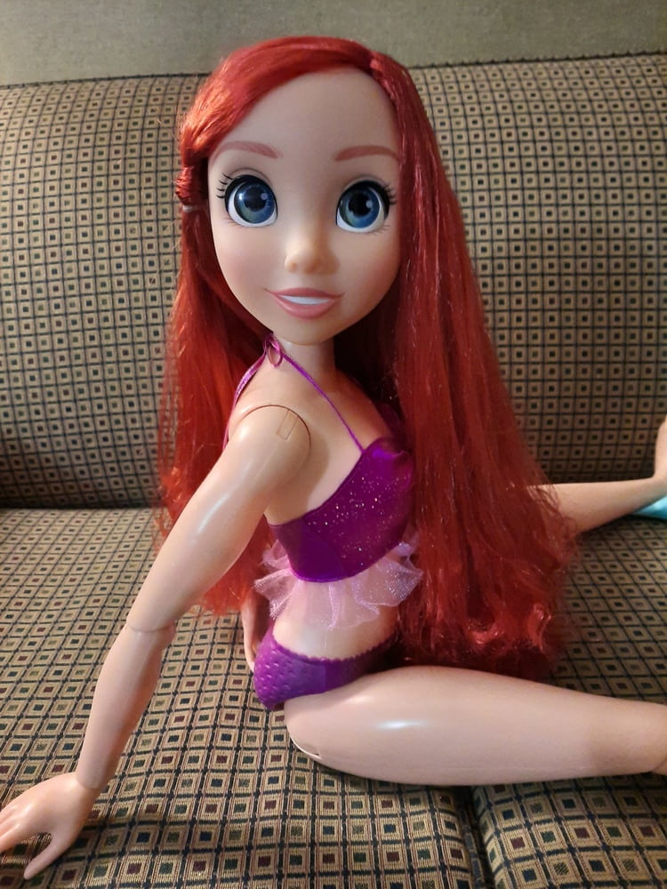 New tall Ariel doll. - 21 Photos 