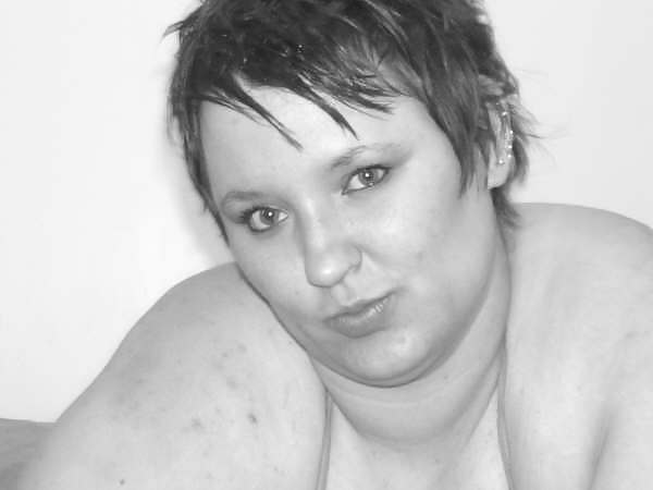 XXX Starr L - Rent by the hour