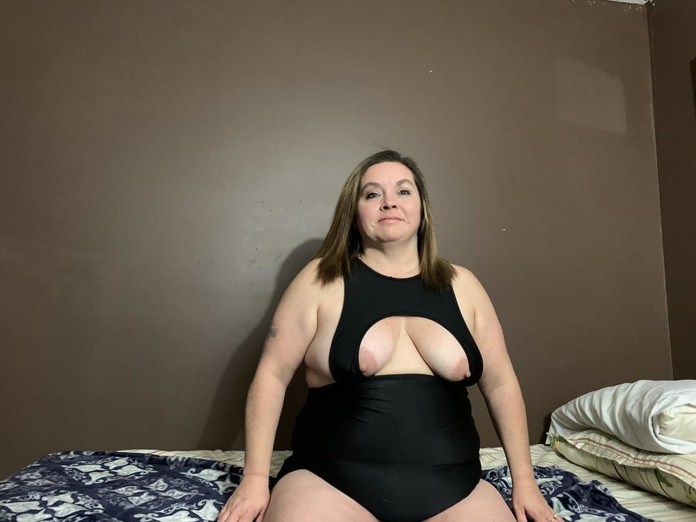 Sexy curvy women photos