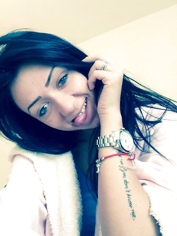 XXX More Romanian Escort slut