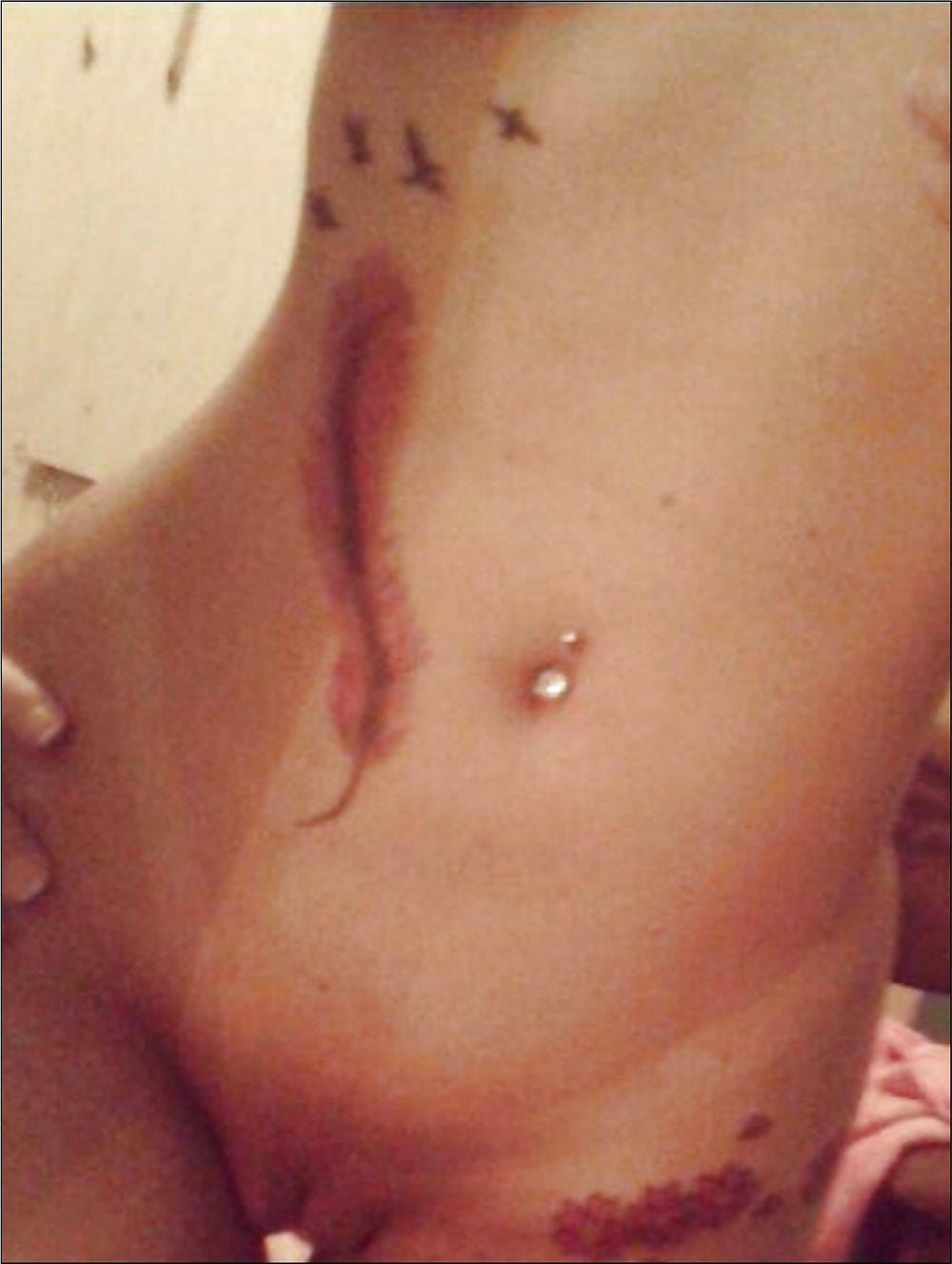 XXX NOVINHAS E TATUADAS