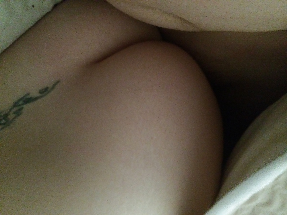 XXX Morning pussy & boobs