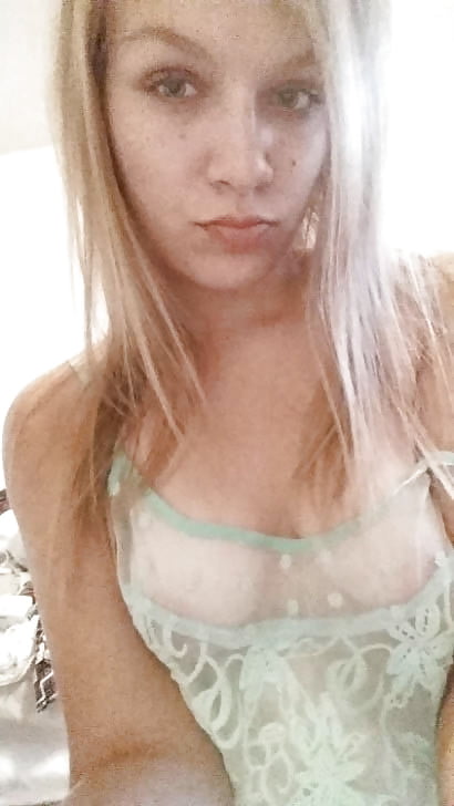 XXX Kinky nude selfie NOT sisters