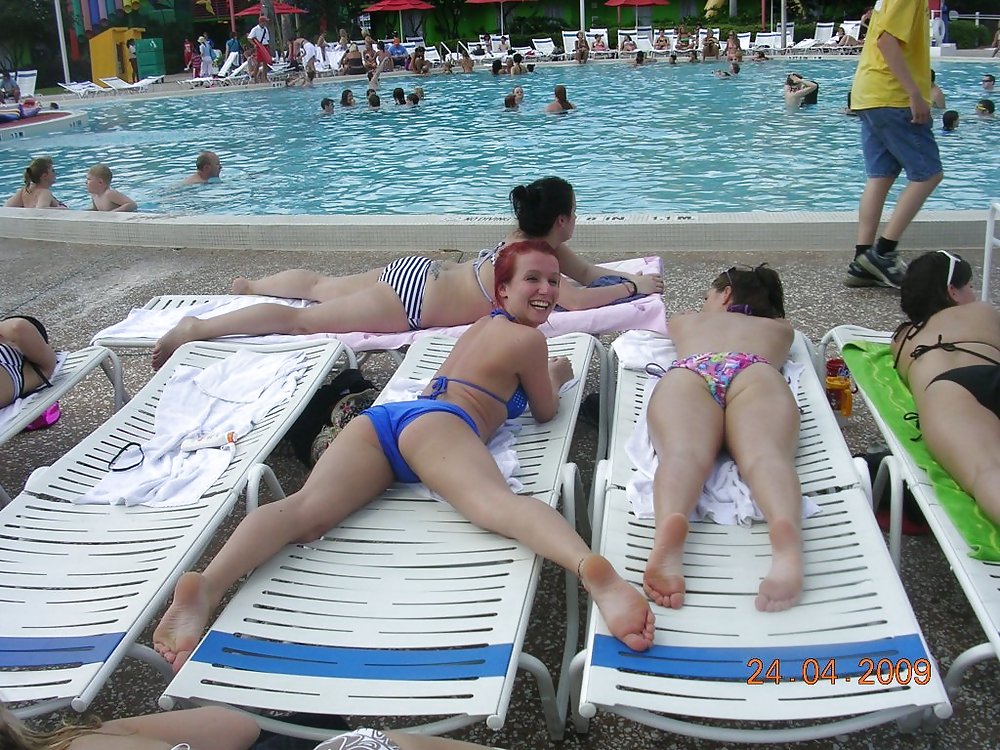 XXX bikini amateurs