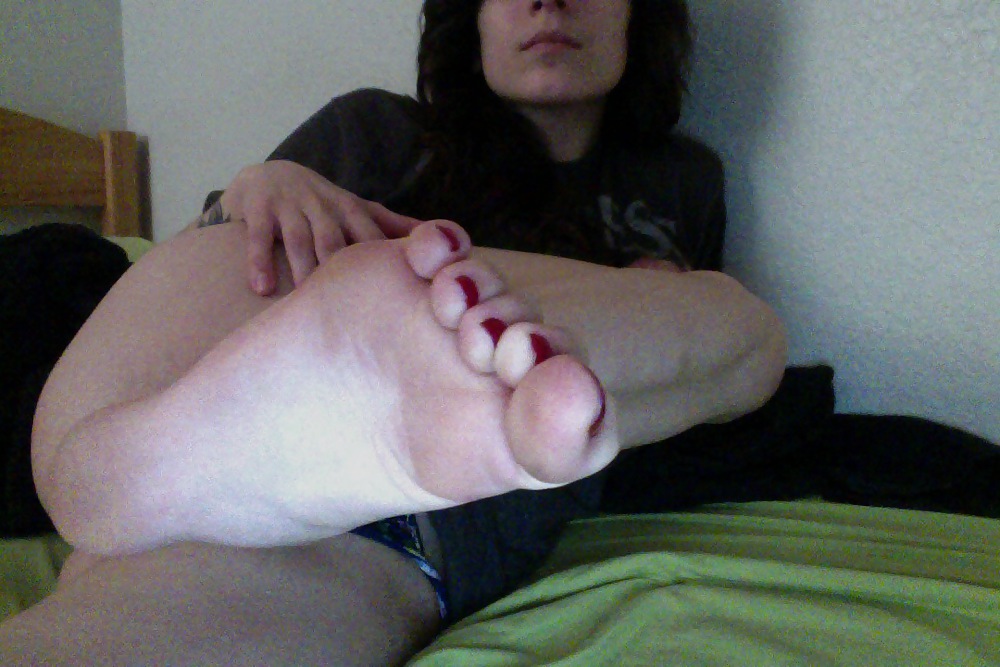 XXX Foot Fetish girl (18yo)