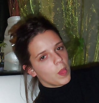 XXX AURELIE DE CAEN 25 Y 1 MOME MARIE INFIDELE