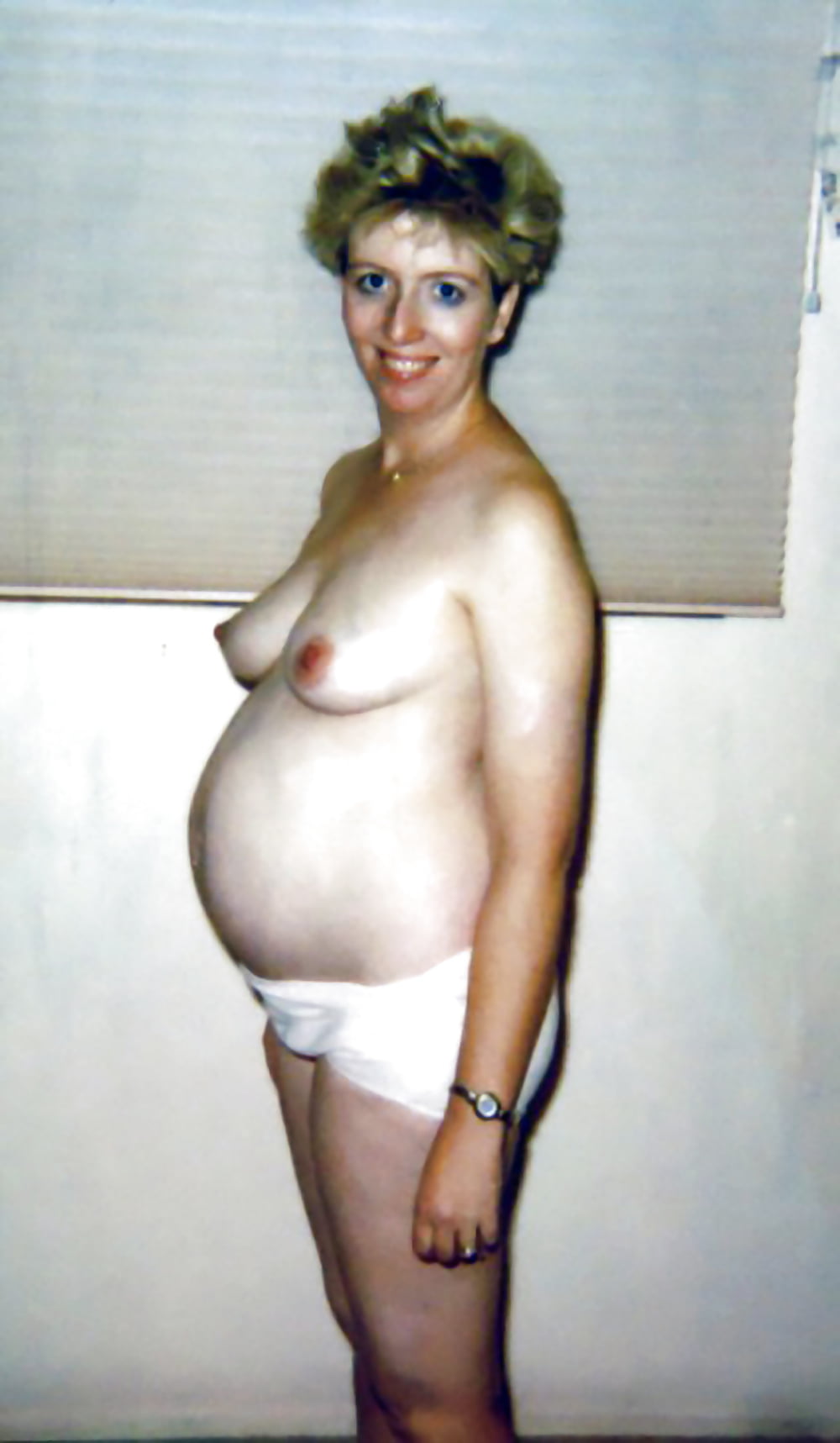 XXX Sexy Random Wives 106