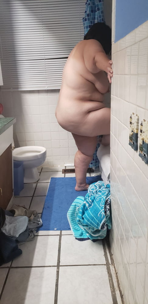 EXPOSING SHANNON 45 YEAR OLD OKLAHOMA FUCKPIG - 27 Photos 