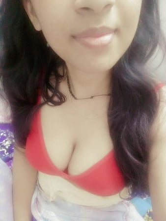 Beautiful Sexy Desi Girl Leaked Nude Pics Pics Xhamster