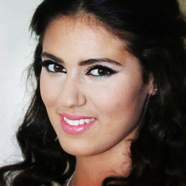 XXX Arab beauty 5 - Cum on her