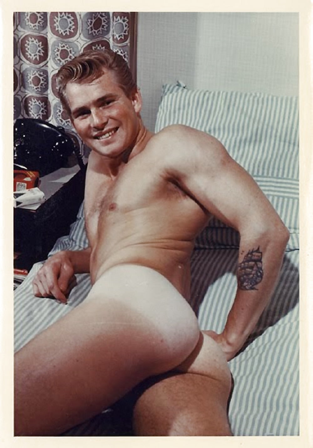 Classic hunks: rare vintage beefcake nude photos