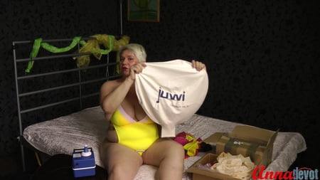 the new balloon inflating machine         