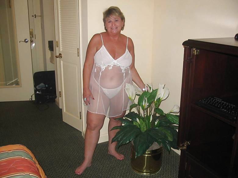 XXX My Old milf sharing with me