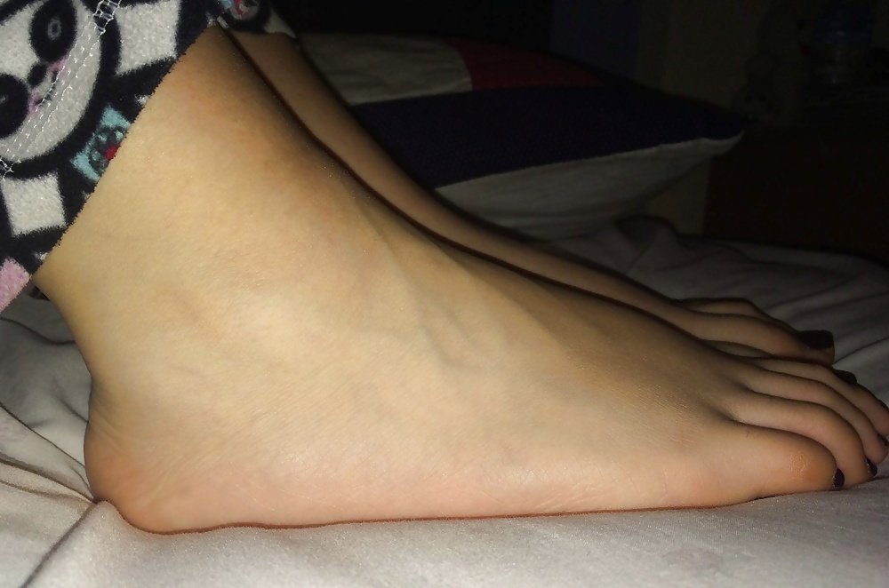 XXX Rena's sexy (size 38) feet