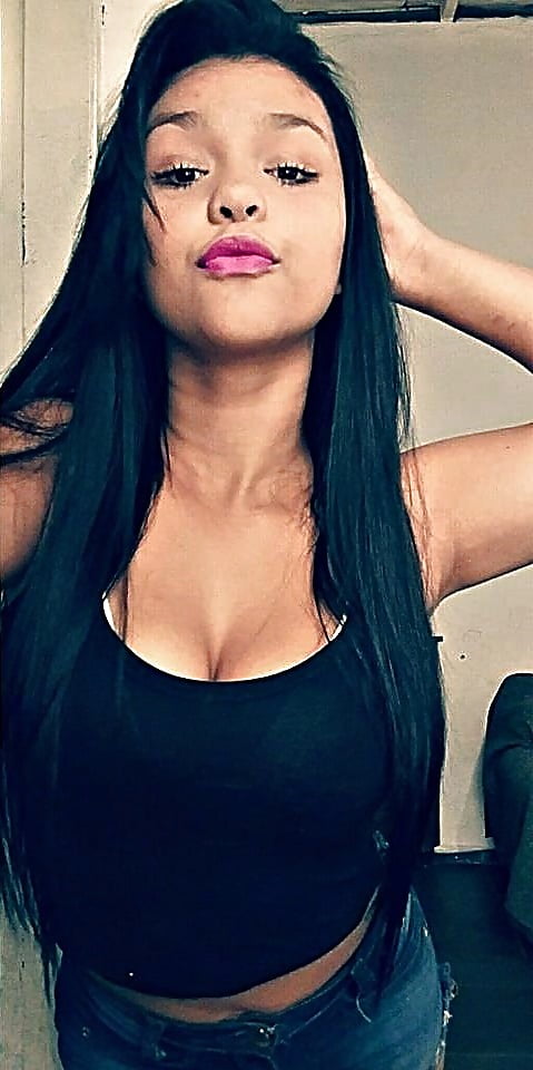 XXX Emily Peitudinha Gostosa do Face