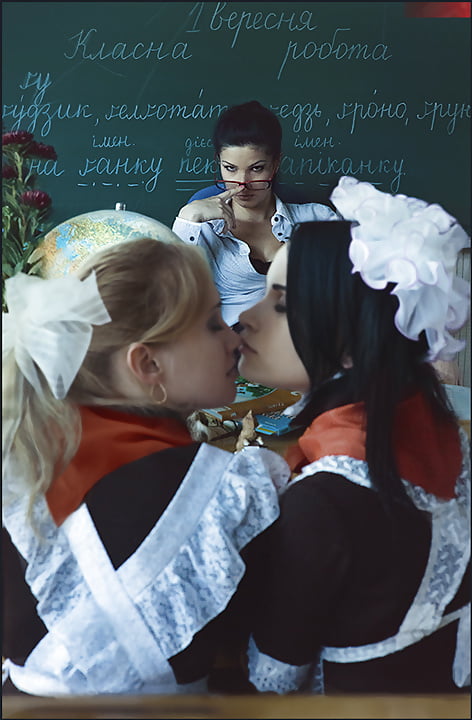 XXX Lesbians Couples In Love 4