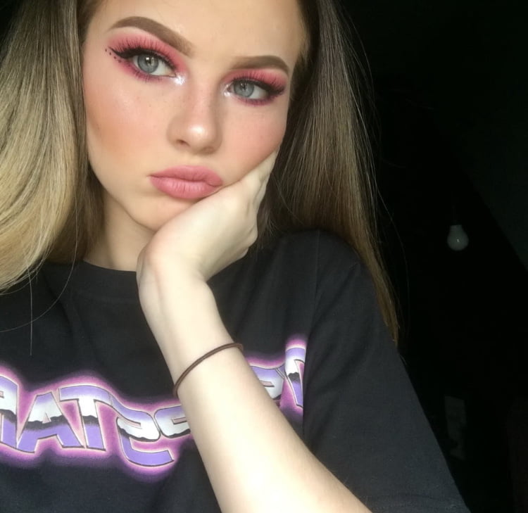 Young beautiful blonde selfie photo #324901525