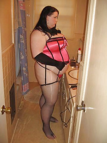 XXX Big girls, tight clothes