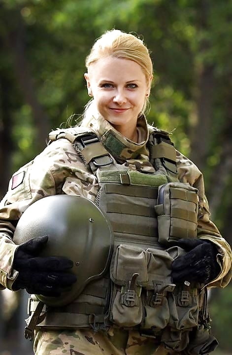 XXX Polish women soldiers