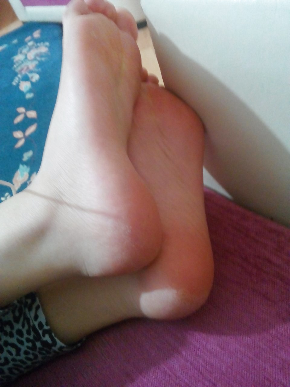 XXX turkish teen feet seri ayak