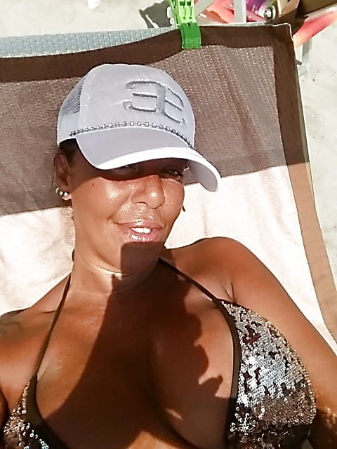 XXX Italian MILF  Ada fb