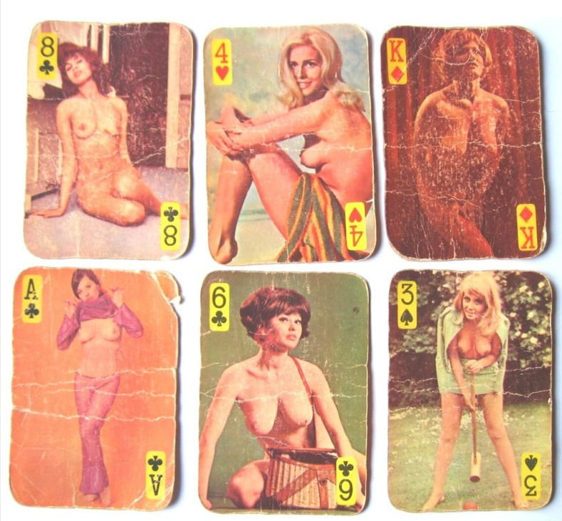 Freeware Images Of Nude Playing Cards.